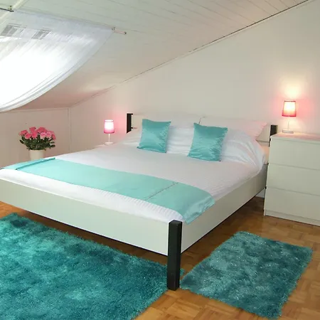 Lux Aparthotel