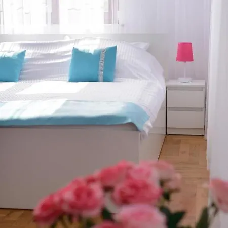 Lux Aparthotel