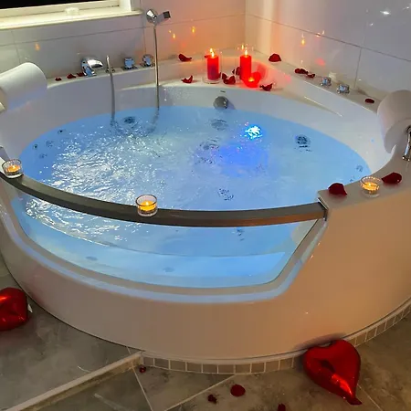 Апарт-отель Lux 3*